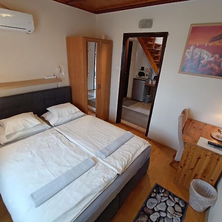 Szilvia Panzio Gyomaendrod Bed and Breakfast Εξωτερικό φωτογραφία
