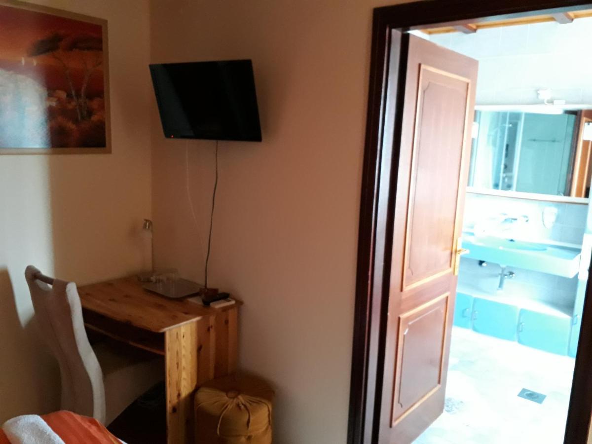 Szilvia Panzio Gyomaendrod Bed and Breakfast Εξωτερικό φωτογραφία
