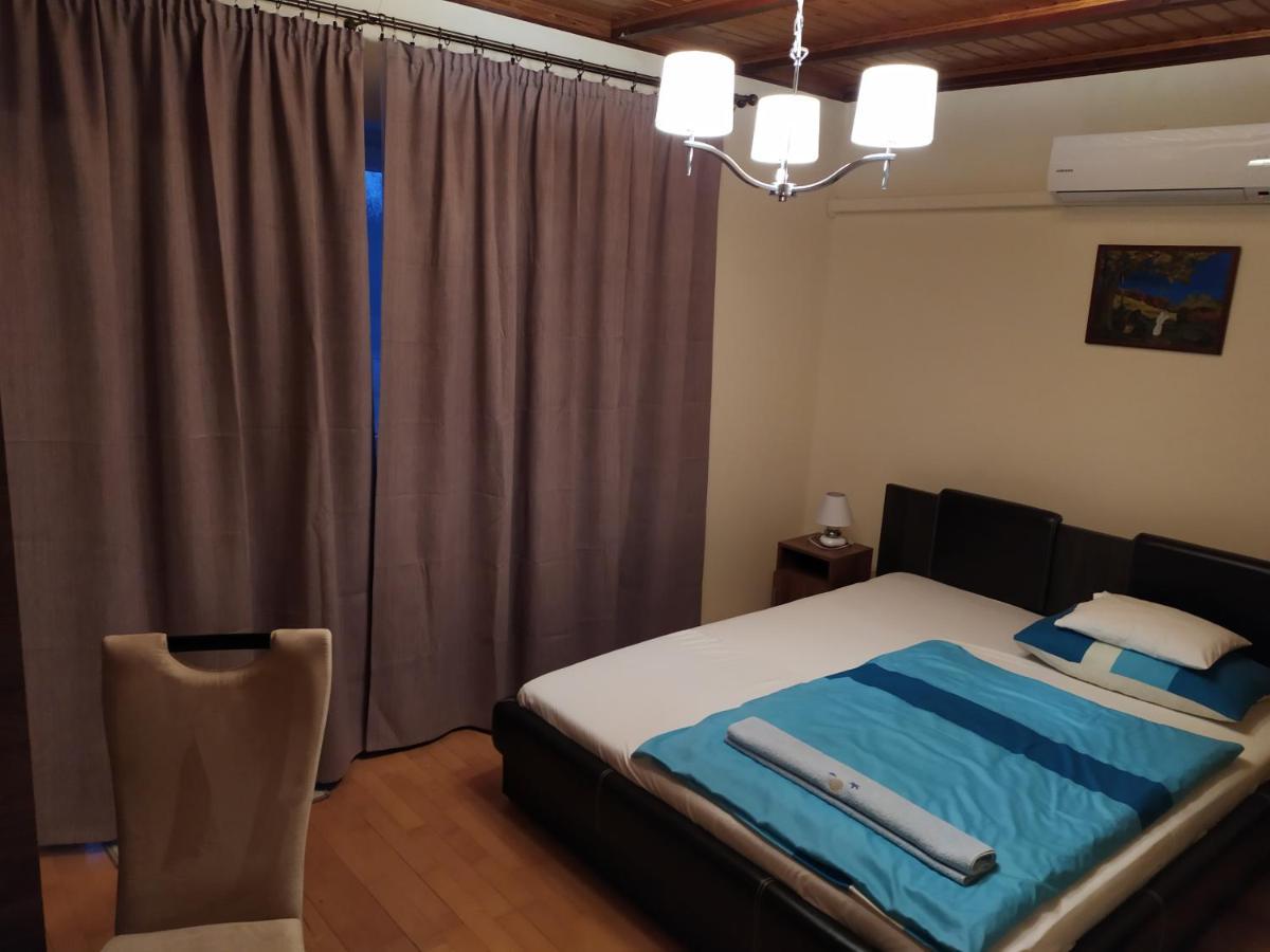 Szilvia Panzio Gyomaendrod Bed and Breakfast Εξωτερικό φωτογραφία