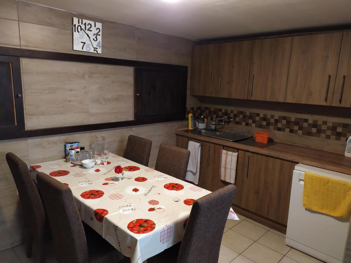 Szilvia Panzio Gyomaendrod Bed and Breakfast Εξωτερικό φωτογραφία