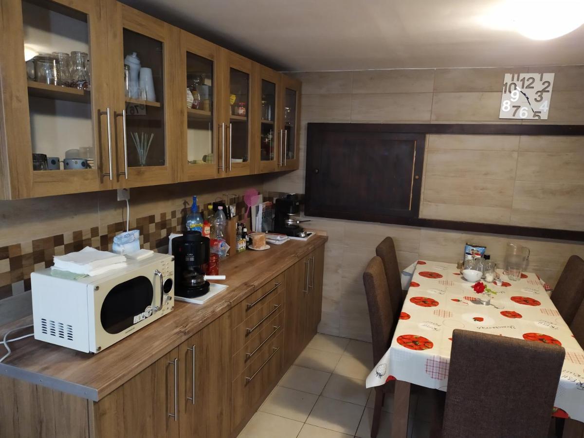 Szilvia Panzio Gyomaendrod Bed and Breakfast Εξωτερικό φωτογραφία