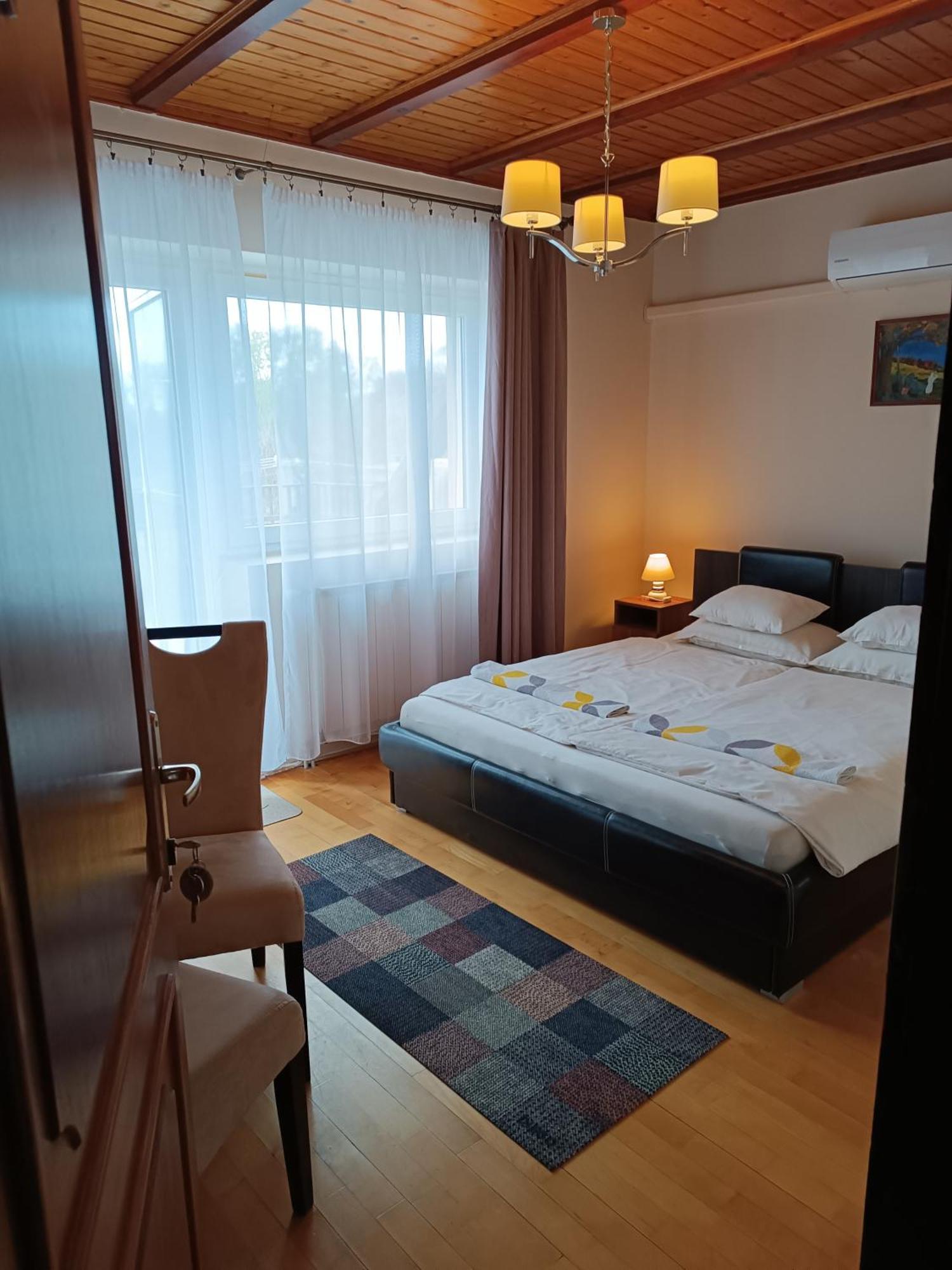Szilvia Panzio Gyomaendrod Bed and Breakfast Εξωτερικό φωτογραφία